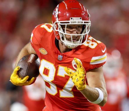 Dr. Jason Pirozzolo explains Travis Kelce’s knee injury recovery and prevention tips.